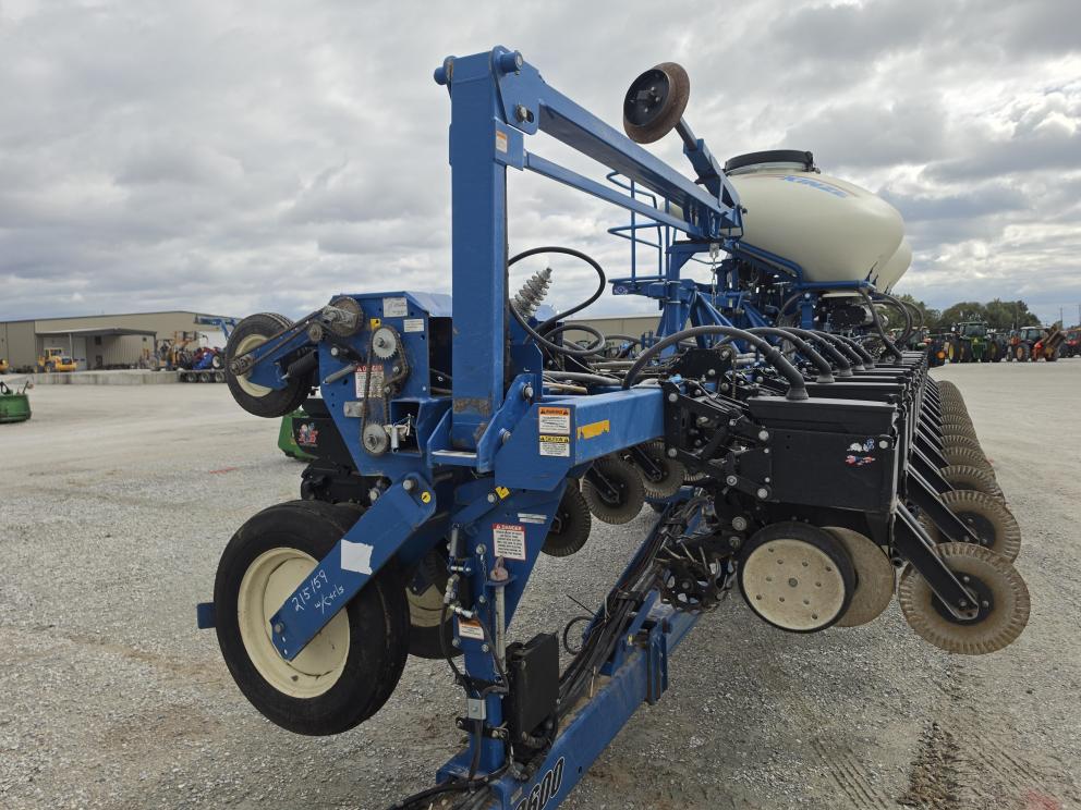 Image for 2010 Kinze 3600
