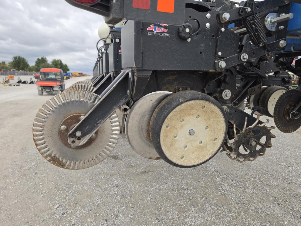 Image for 2010 Kinze 3600
