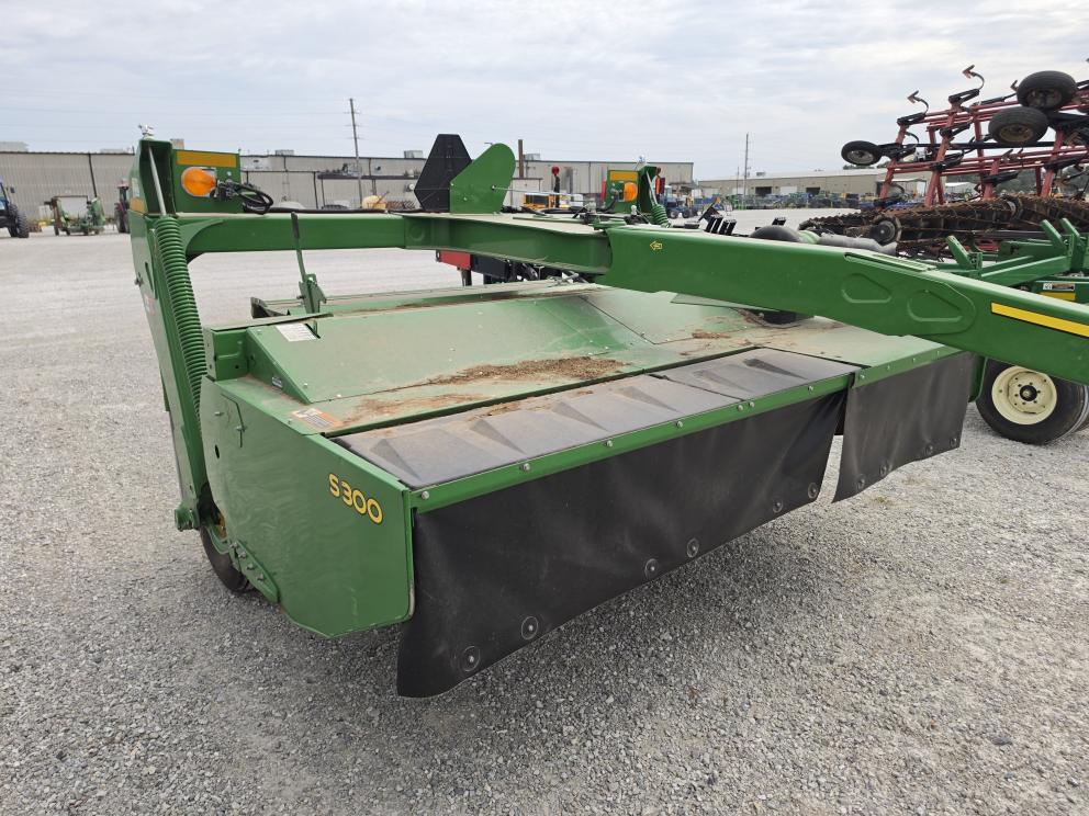 Image for 2024 John Deere S300