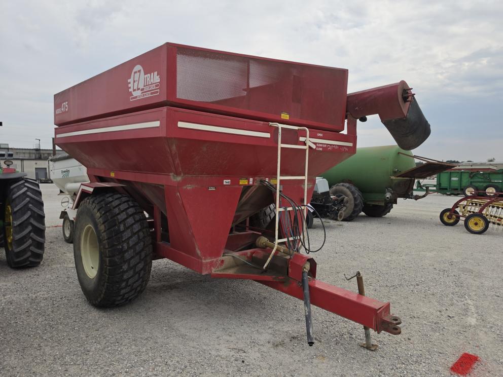 Image for 1995 EZ Trail 475