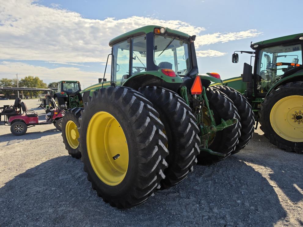 Image for 2015 John Deere 6150M