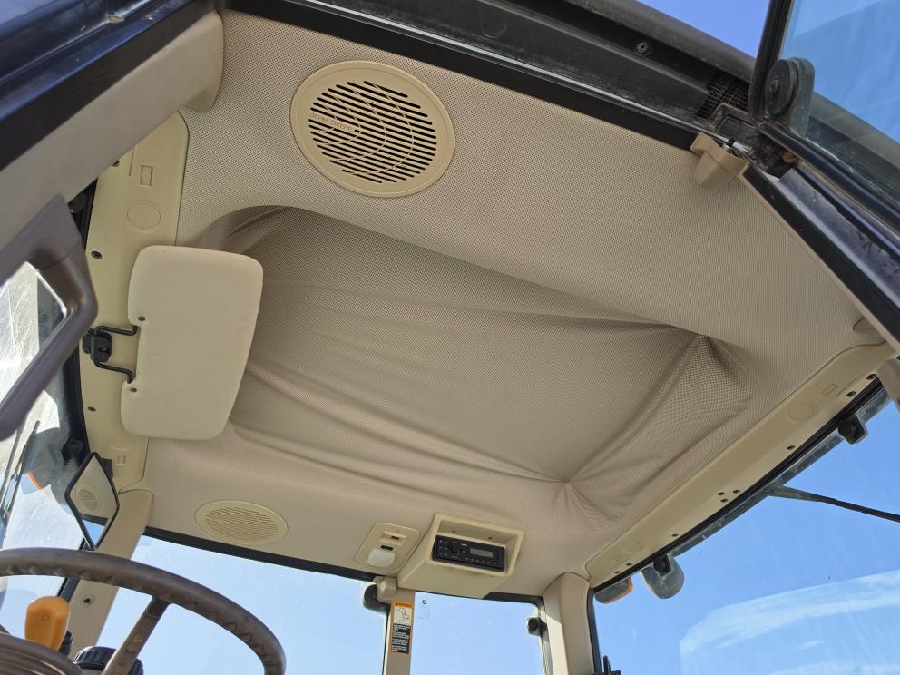 Image for 2015 John Deere 6150M
