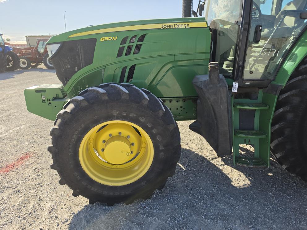 Image for 2015 John Deere 6150M