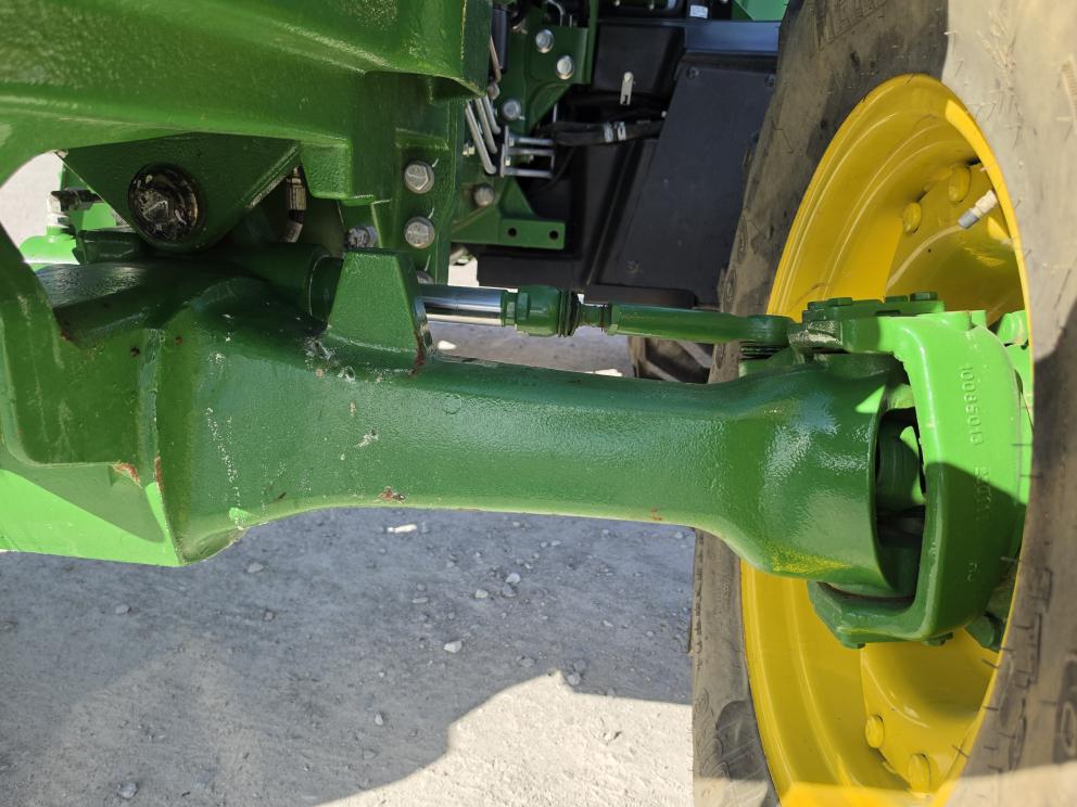 Image for 2023 John Deere 6105E