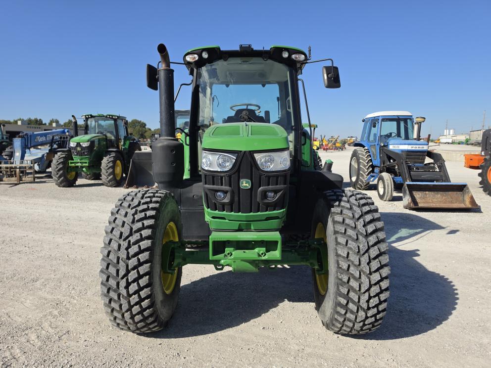 Image for 2023 John Deere 6140M