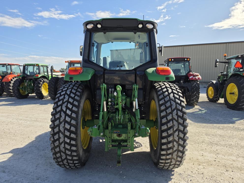 Image for 2023 John Deere 6140M