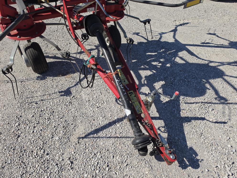 Image for 2021 Massey Ferguson TD524