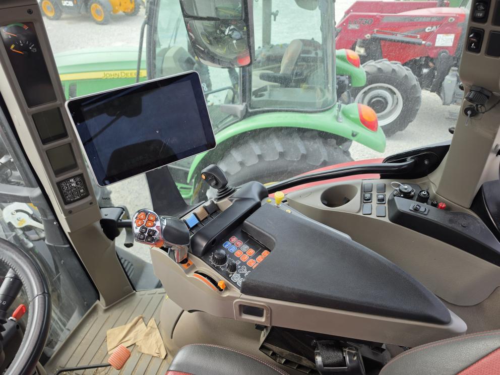 Image for 2024 Case IH Maxxum 125