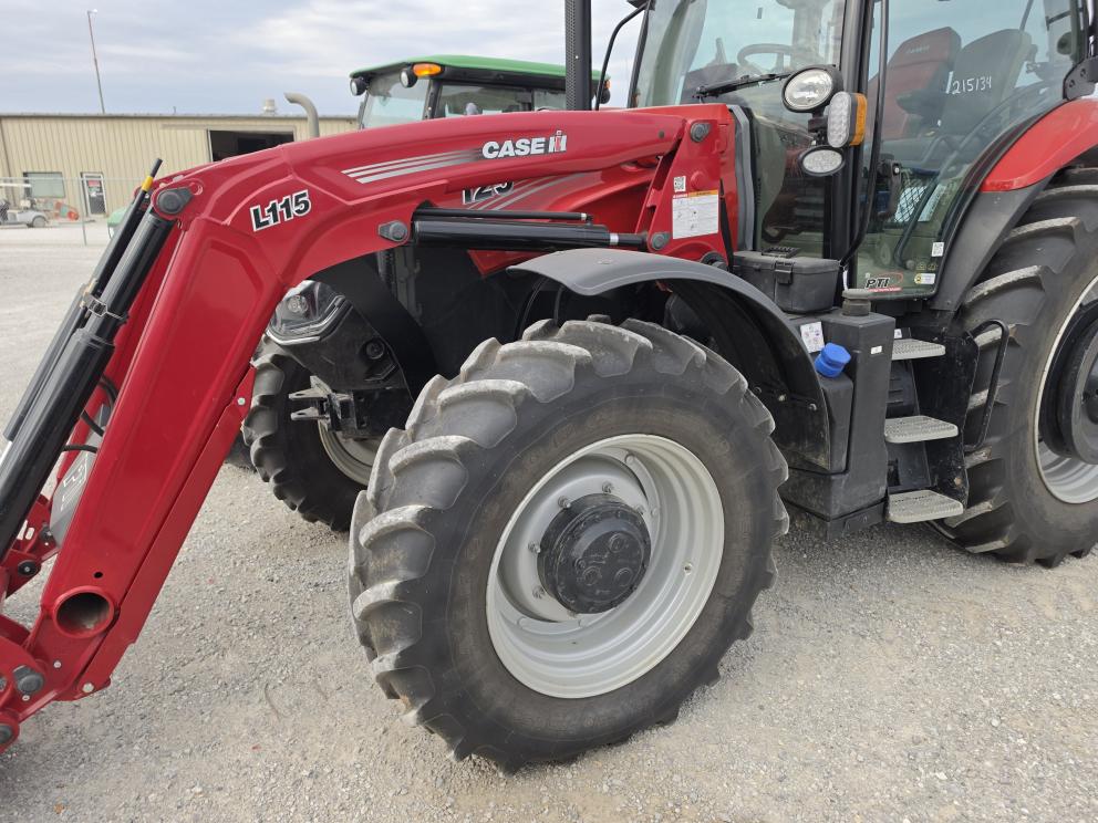 Image for 2024 Case IH Maxxum 125