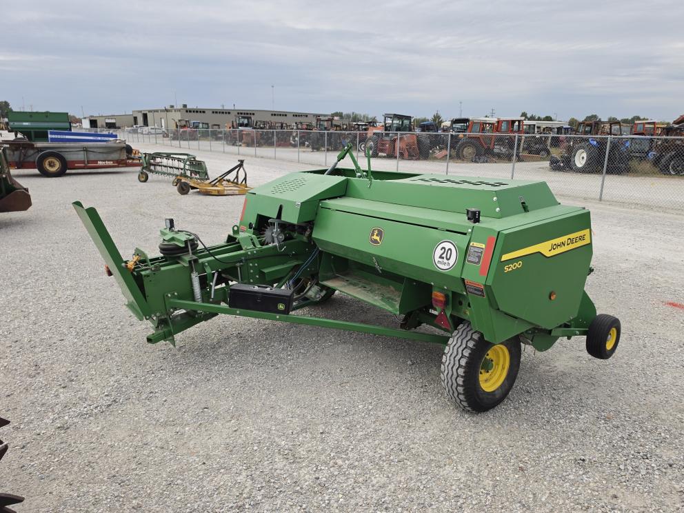 Image for 2024 John Deere S200