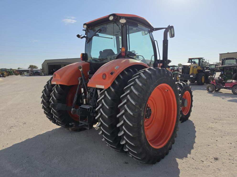 Image for 2019 Kubota M7-172