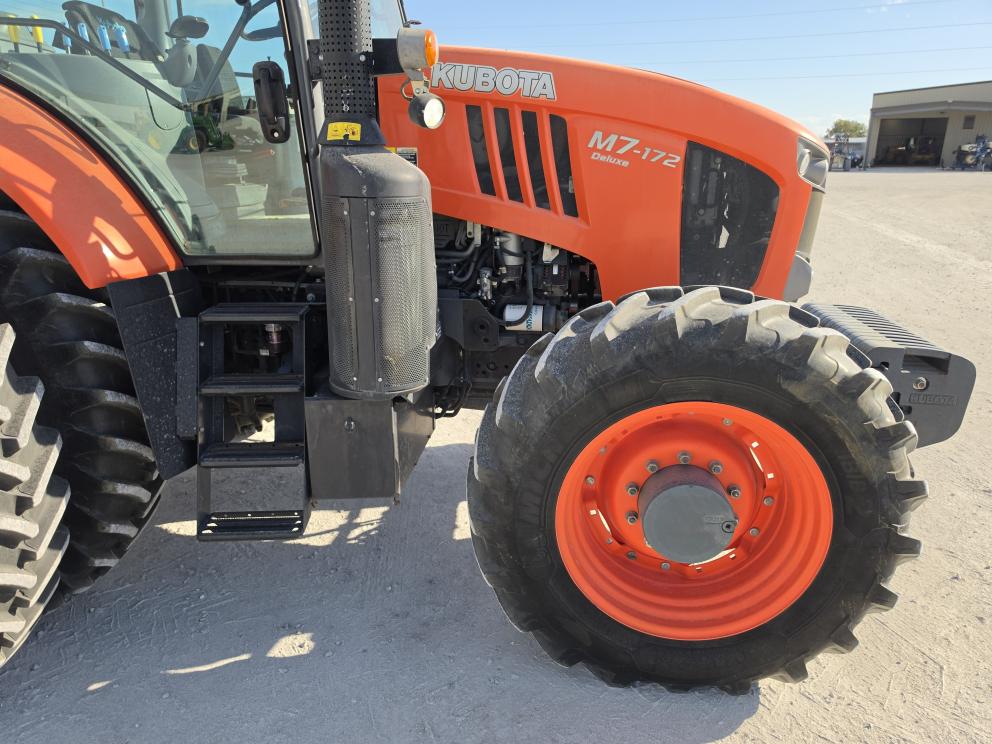 Image for 2019 Kubota M7-172
