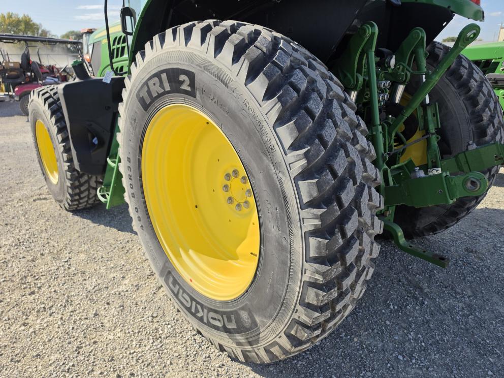 Image for 2023 John Deere 6140M