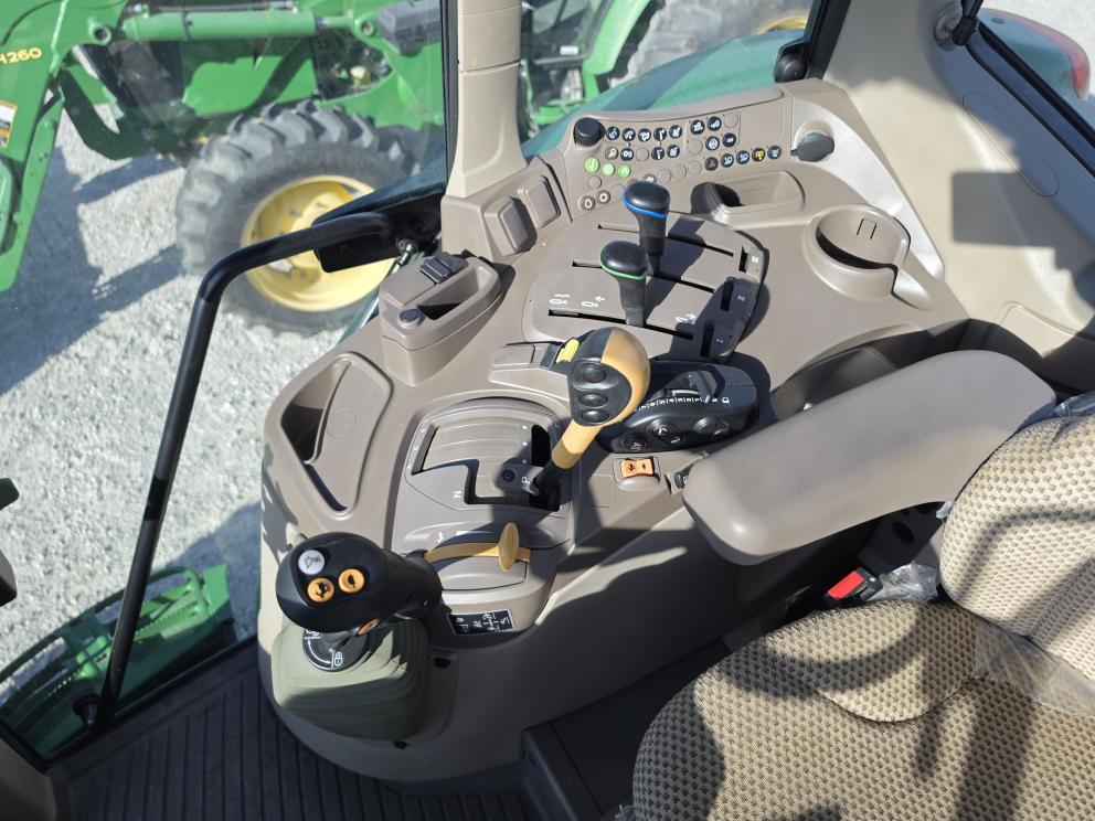 Image for 2023 John Deere 6140M