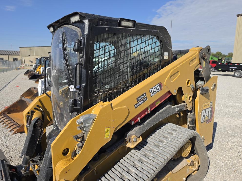 Image for 2025 Caterpillar 255