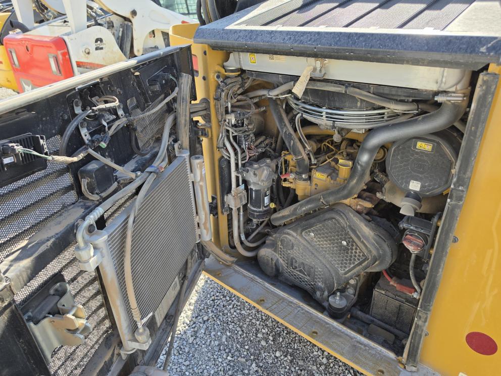 Image for 2025 Caterpillar 255
