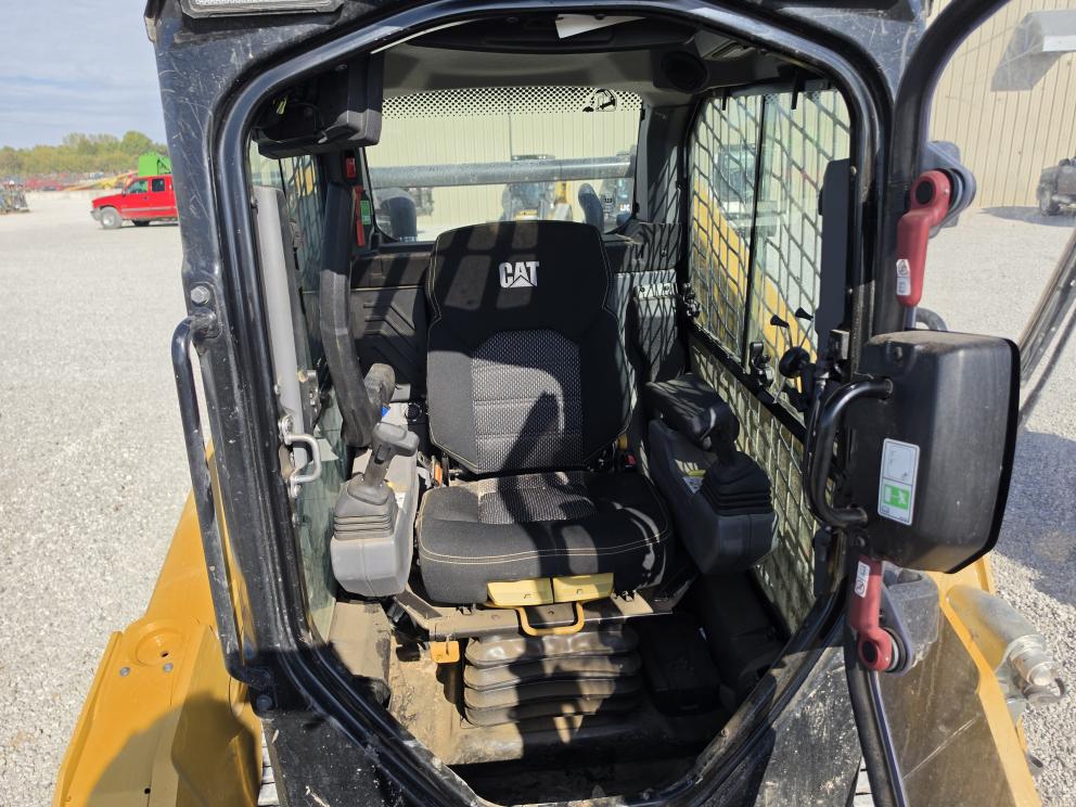 Image for 2025 Caterpillar 255