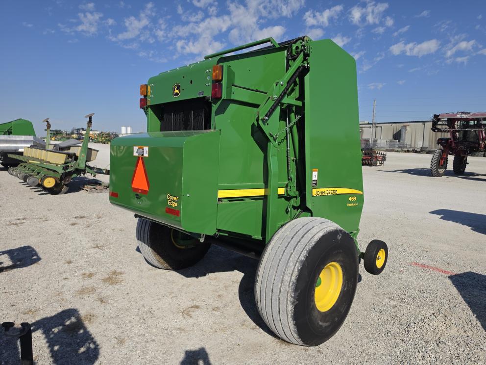 Image for 2017 John Deere 469
