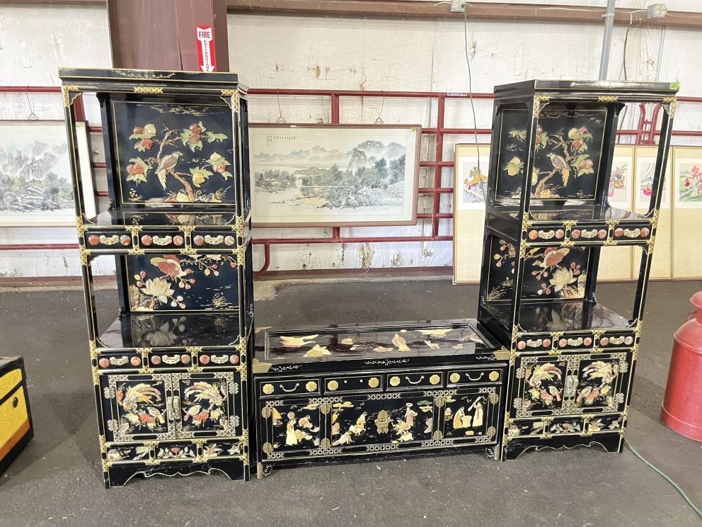 Image for VIRTUAL AUCTION: Asian and Oriental Design Carpets, Asian and Italian Ceramics, Porcelain and China