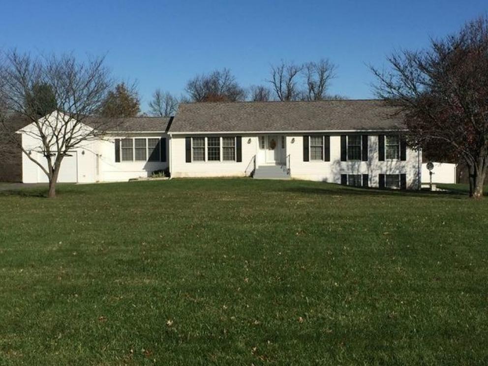 3BD/2BA Home on 5 acres in Loudoun County, VA — REAL ESTATE AUCTION