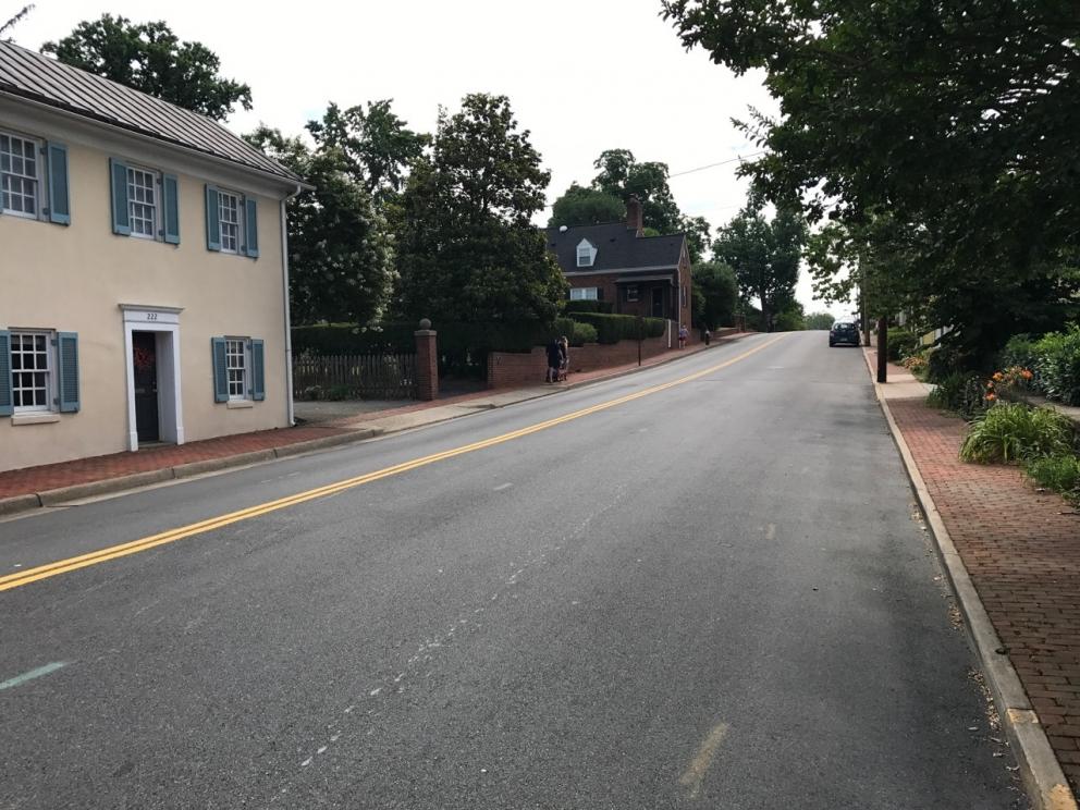 3 BR/1.5 BA Stone Home in Old Town Leesburg, VA Loudoun County