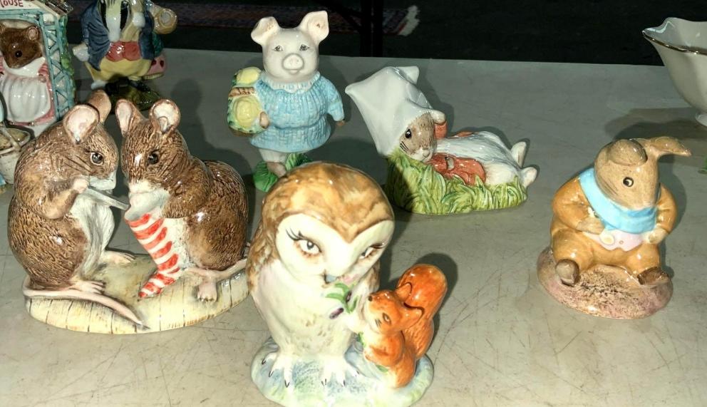 Image for Suit of Armor, Coins, Art, Rugs, Carpets, Antique Furniture, Furs, Beatrix Potter Figurines