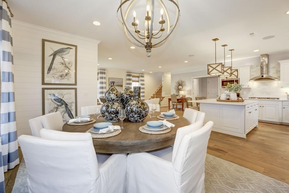 VIRTUAL AUCTION Outstanding Van Metre Model Home Furniture Auction