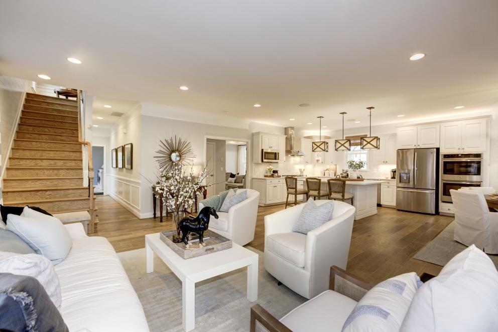 VIRTUAL AUCTION Outstanding Van Metre Model Home Furniture Auction