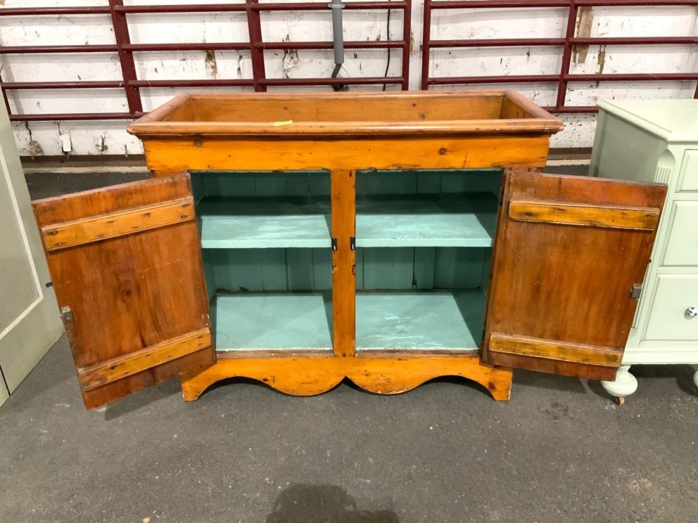Image for VIRTUAL AUCTION - Audio Equipment & Amps, Furniture, Lamps, Collectibles, Household