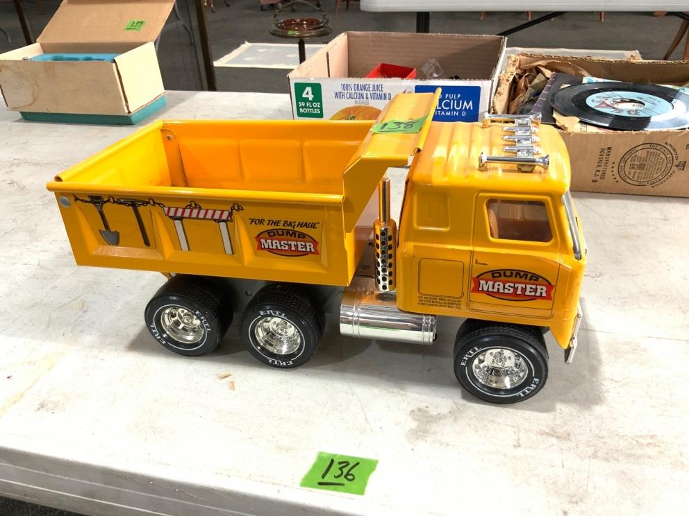 Image for VIRTUAL AUCTION - Audio Equipment & Amps, Furniture, Lamps, Collectibles, Household