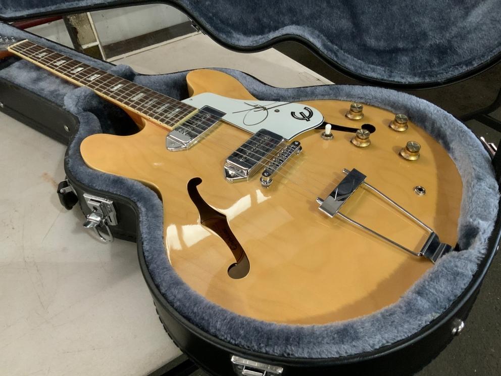Image for U.S. and German World War 2 Memorabilia, Dwight Yoakam Guitars, Antique Furniture, Carpets