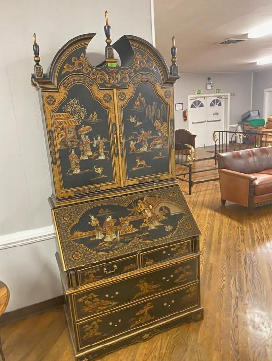 Image for LIVE AND ONLINE - Chinese/Asian Furniture, Designer Furniture, 2nd Amendment Items, Decor, Antiques