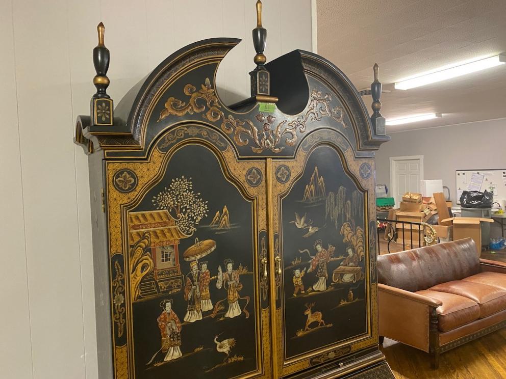 Image for LIVE AND ONLINE - Chinese/Asian Furniture, Designer Furniture, 2nd Amendment Items, Decor, Antiques