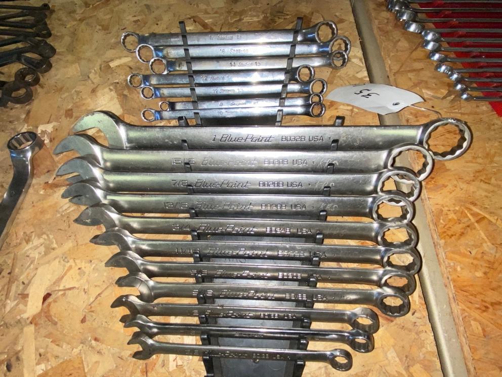Image for LIVE AND ONLINE - 1990 Peterbilt Rollback, 1997 International Service Truck, Snap On Tools