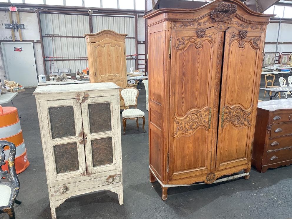 Image for VIRTUAL AUCTION: Estate of Mary Beth Williams of Waterford, VA