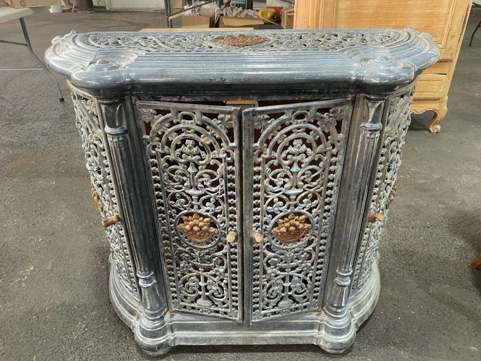 Image for VIRTUAL AUCTION: Estate of Mary Beth Williams of Waterford, VA