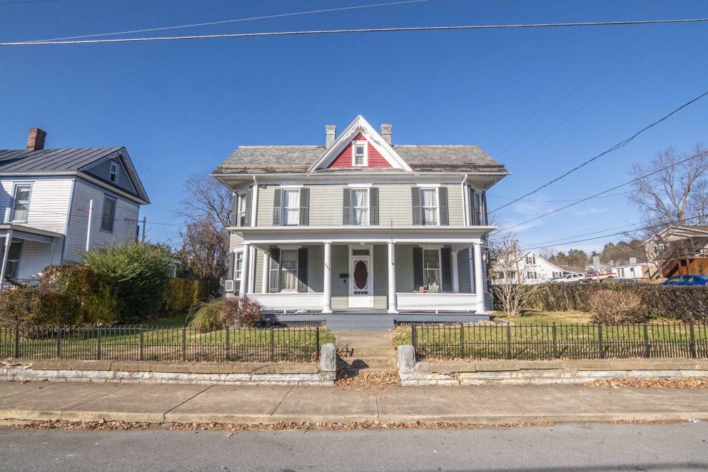 Image for 3 BR/2 BA Victorian Home in Downtown Strasburg, VA