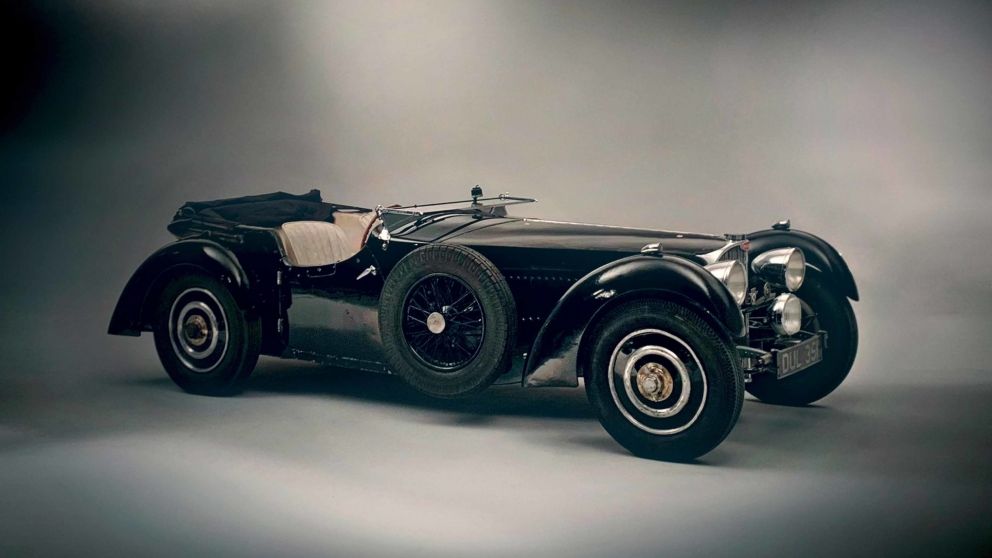 Http cdn.cnn.com cnnnext dam assets 210108154314-03-bugatti-type-57s