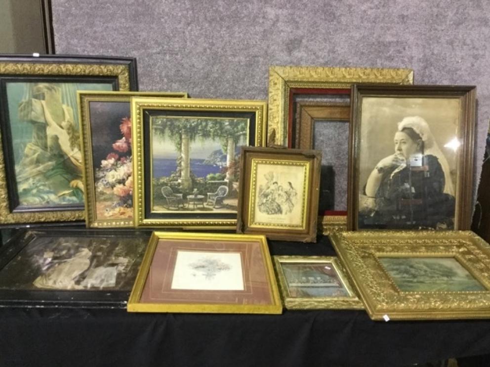 Image for Gallery Select April 2019