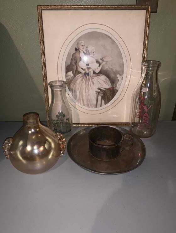 Image for LIVE - Large White Sulphur Estate