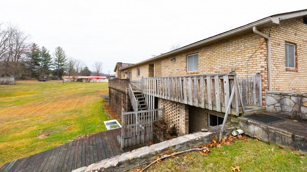 Image for Three Bedroom House, Huge Workshop/Garage and 1.5 Acres-Beckley, WV