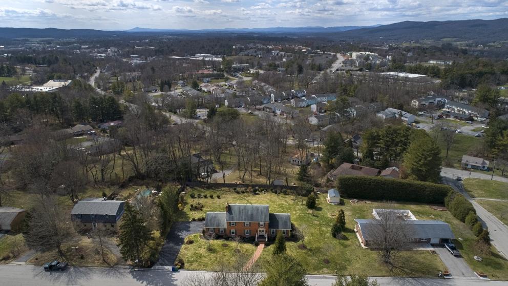 Image for AMAZING BLACKSBURG REAL ESTATE OPPORTUNITY-LIVE ONSITE AUCTION