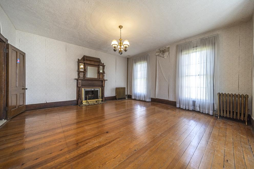 Image for LIVE with ONLINE PRE-BIDDING - Historic Wytheville, VA Home