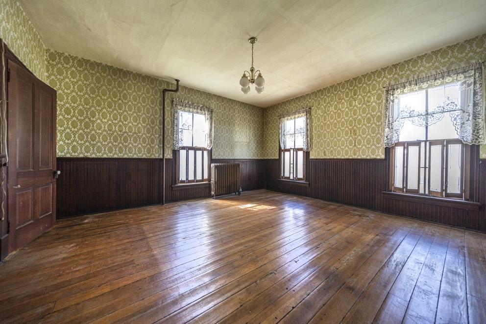 Image for LIVE with ONLINE PRE-BIDDING - Historic Wytheville, VA Home