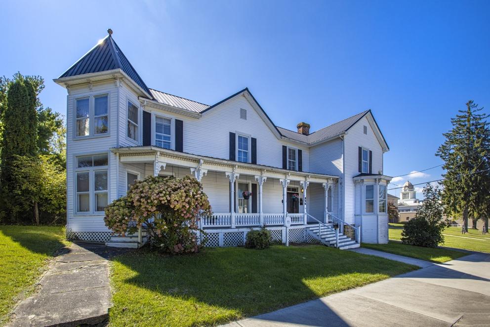 Image for LIVE with ONLINE PRE-BIDDING - Historic Wytheville, VA Home