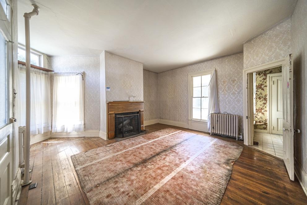Image for LIVE with ONLINE PRE-BIDDING - Historic Wytheville, VA Home