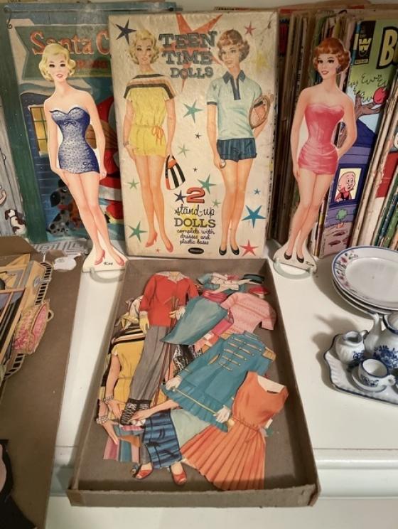 Image for Davies Family Downsizing