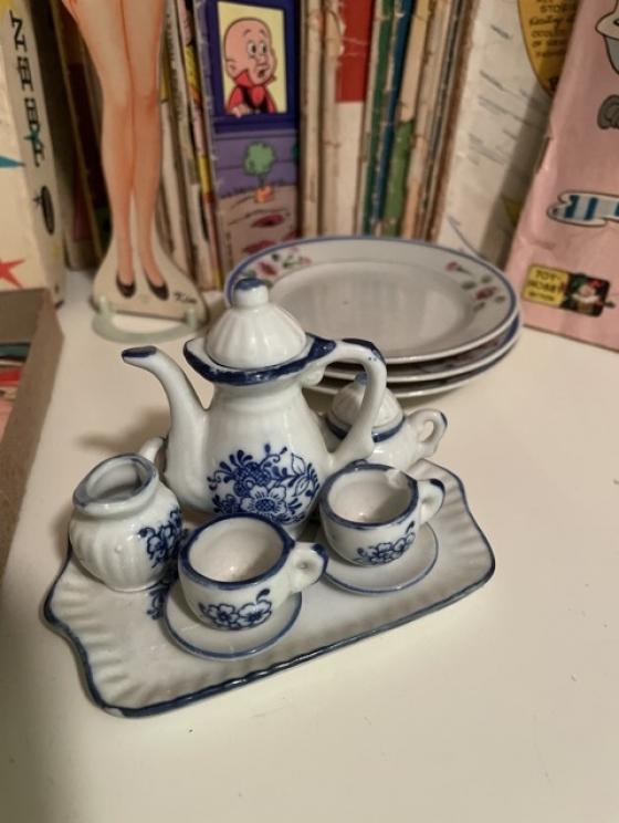 Image for Davies Family Downsizing