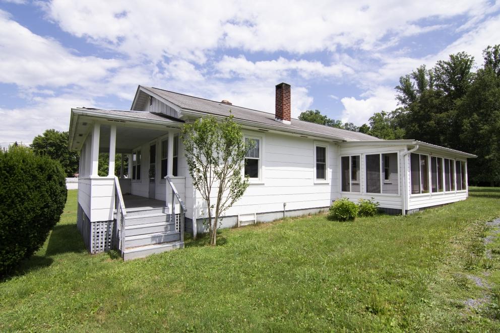 Image for NICE SUMMERS COUNTY HOME w/ WORKSHOP