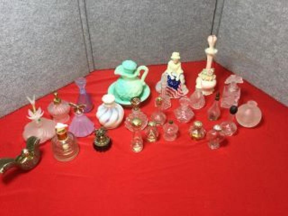 Image for Harrah Estate MEGA Auction Event-Over 900 Lots!!